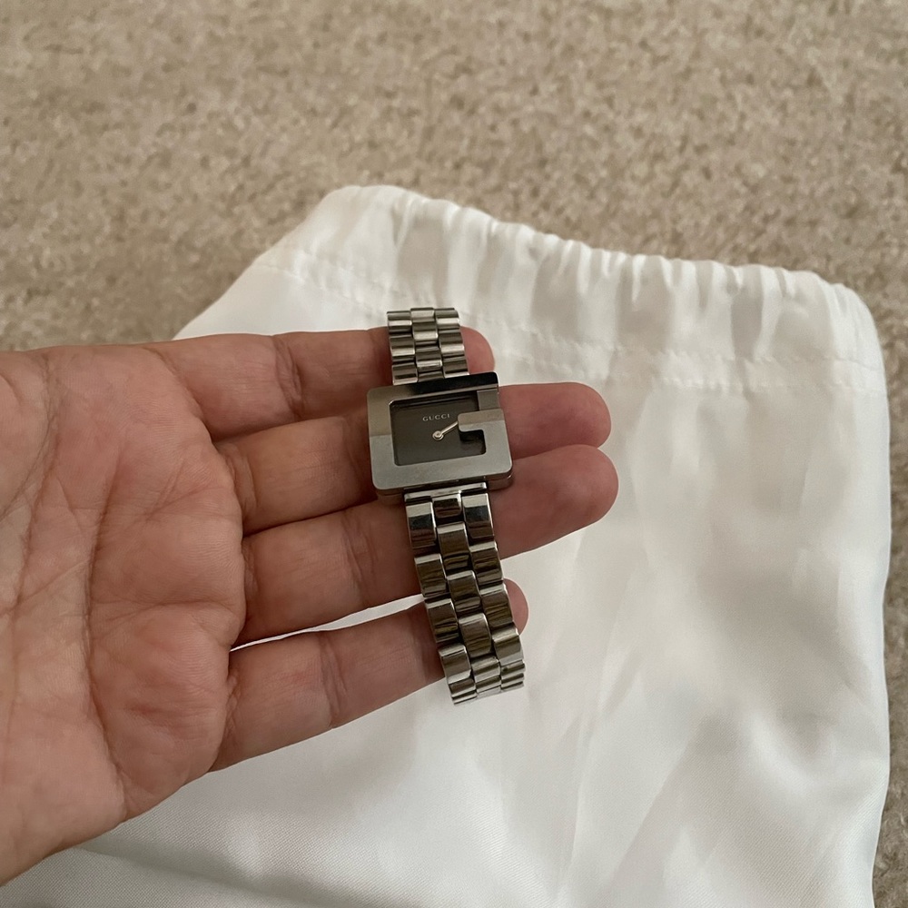 Gucci wristwatch